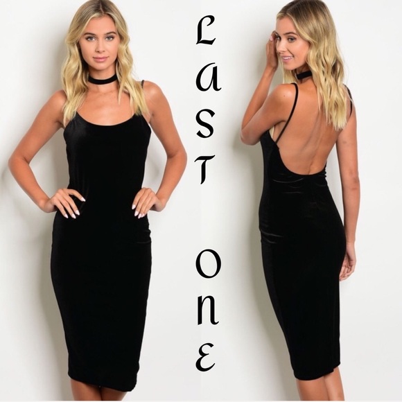 The O Boutique Dresses & Skirts - 🎉CLEARANCE🎉Velvet Spaghetti Strap Backless Dress